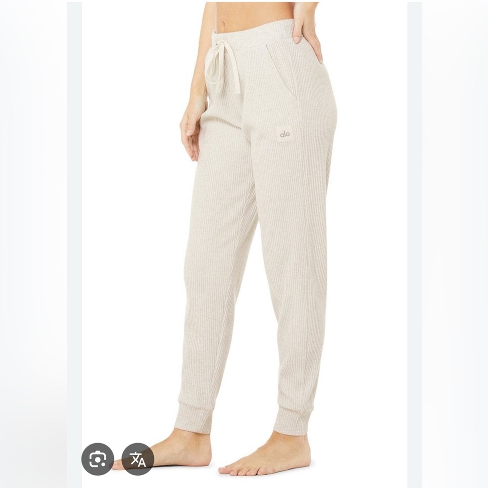 Alo | Muse Joggers | Bone Heather | S